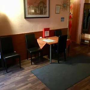 2* Otel Madara